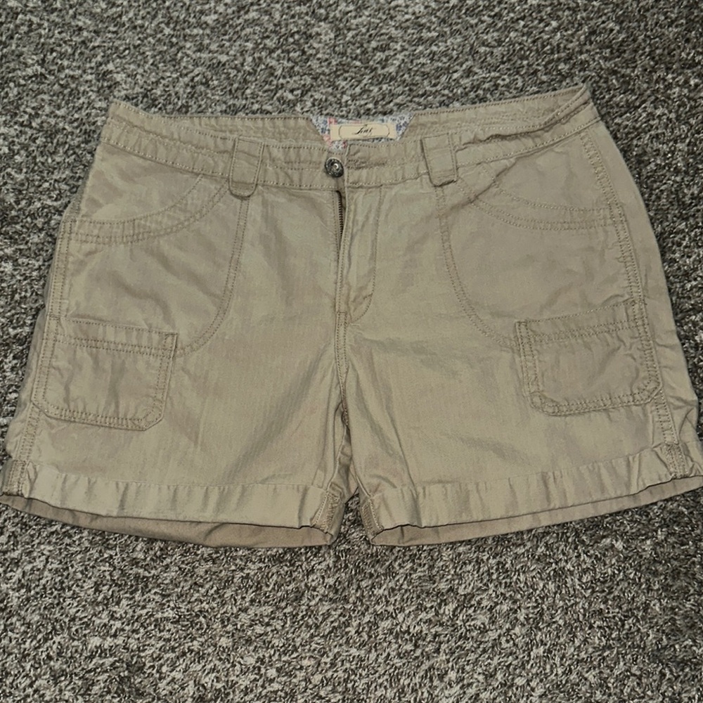 Khaki Women’s Utility Shorts - Beige